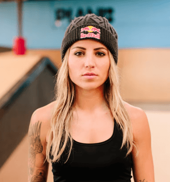 Leticia Bufoni Net Worth