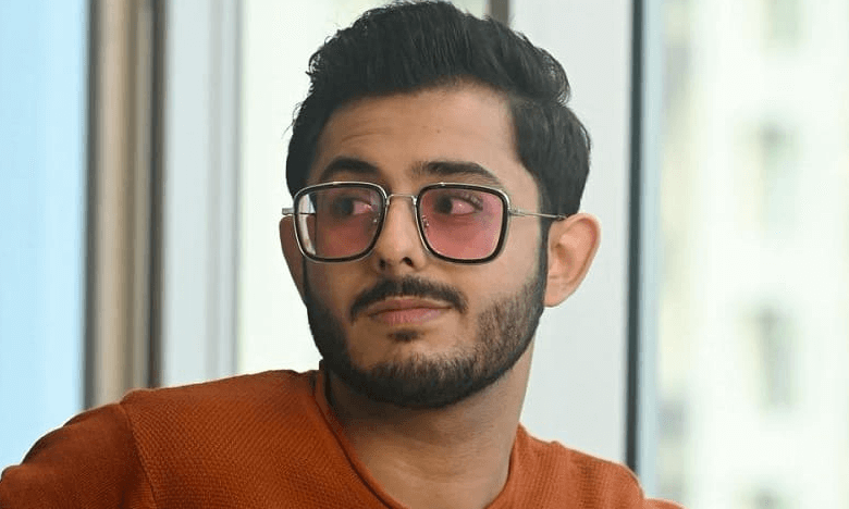 CarryMinati Monthly Income